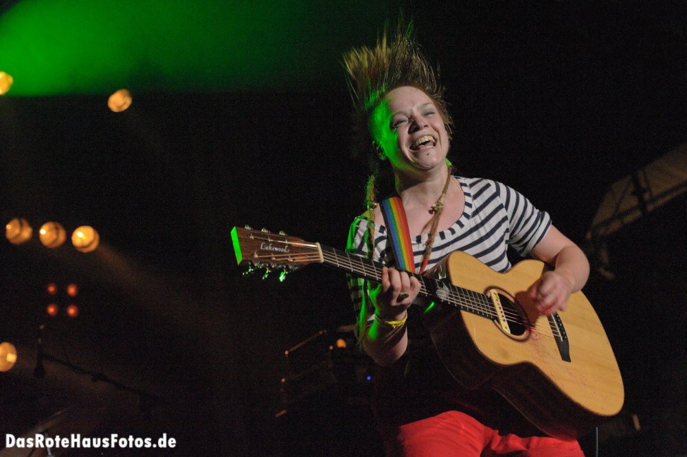 Wallis Bird #